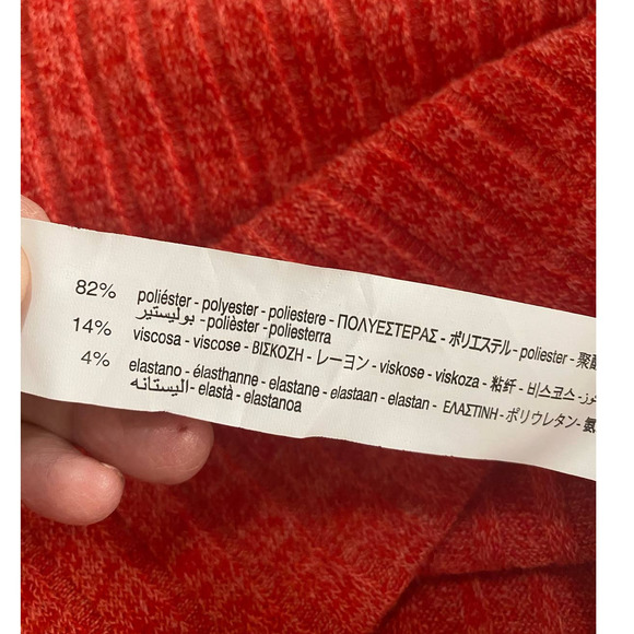 Red Zara LS V Neck sweater size m - Picture 5 of 5